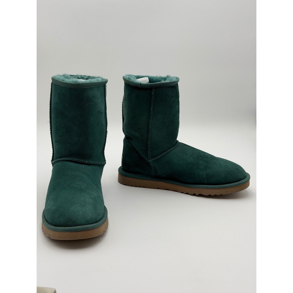 UGG Classic Short Womens 9 Green Suede Shearling Lined Pull On Winter Boots